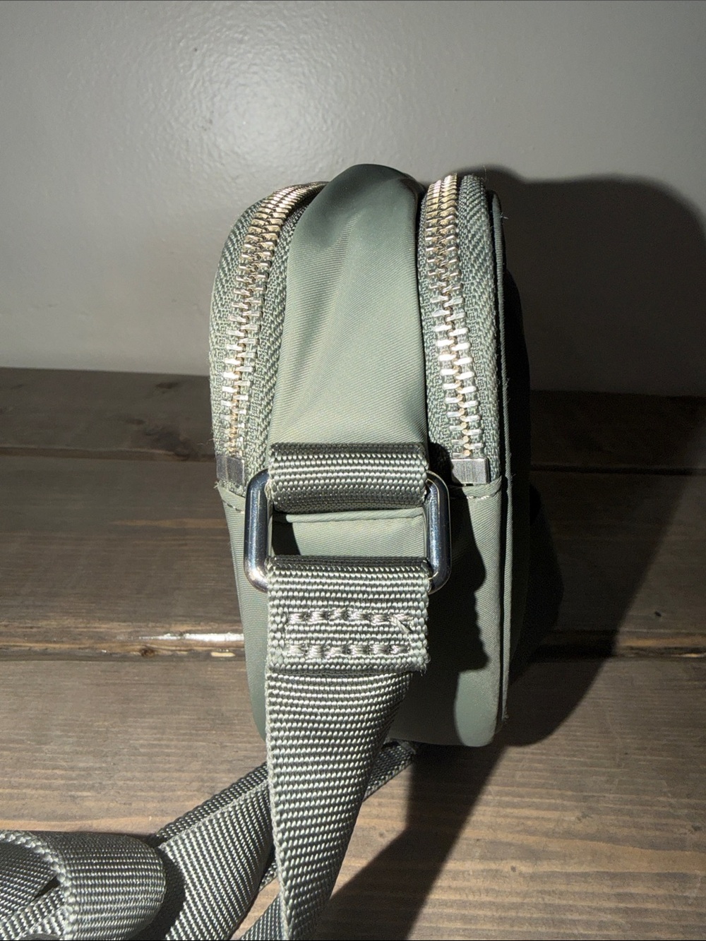 Lululemon Athletica Olive Green Camera Crossbody Bag - Picture 5 of 12